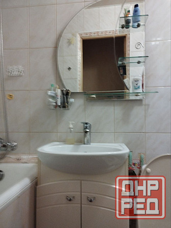 Продам 1 к. кв. на Щетинина, с ремонтом и мебелью, 6/9 Донецк - изображение 1