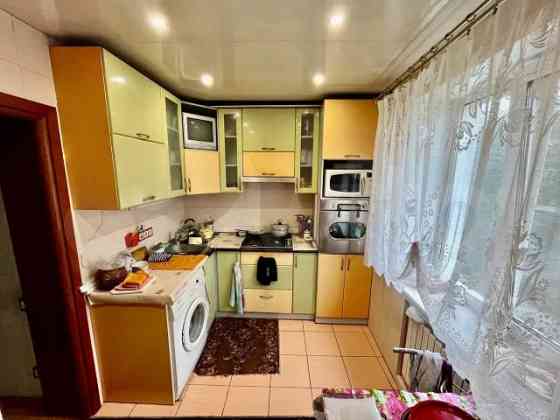 3 ком. квартира, 68,9 м², 4/9 эт. Молодёжная ул., Ленинский р-н 6,5 млн руб Донецк