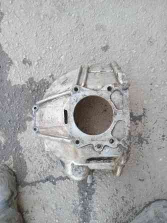 Продаю картер сцепления с волги Донецк