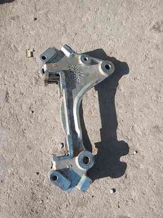 Продаю левую скобу на суппорт нива Донецк