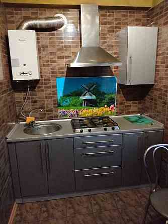 Сдам 1-но комнатную на Бирюзова . Всё необходимое есть. Донецк