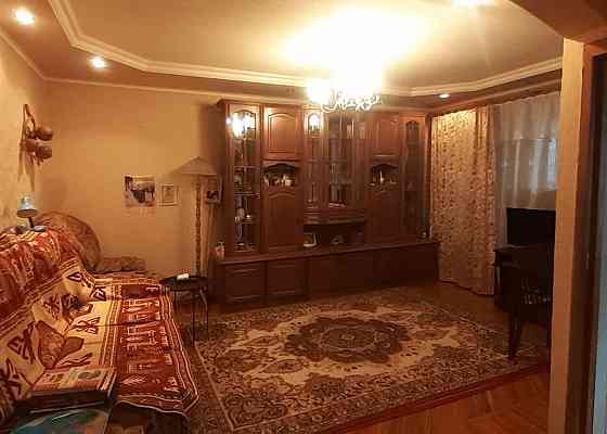 Продам 3х ком.кв-ру на Набережной 4/5 Донецк