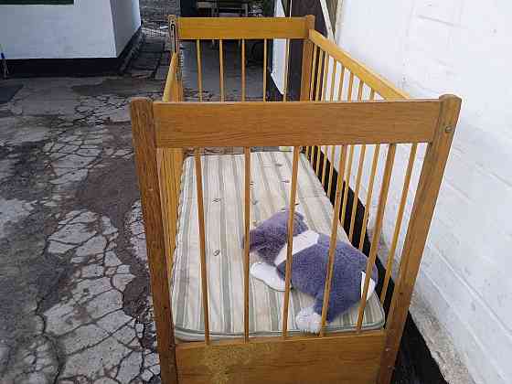 Продам детский манеж Макеевка