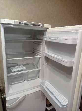 Продам холодильник indesit Донецк
