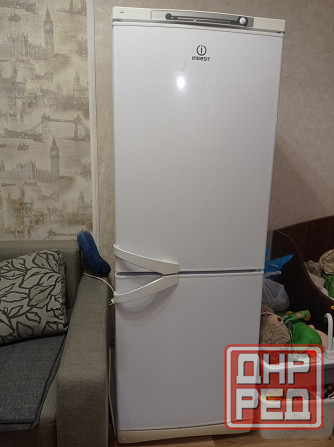 Продам холодильник indesit Донецк - изображение 1