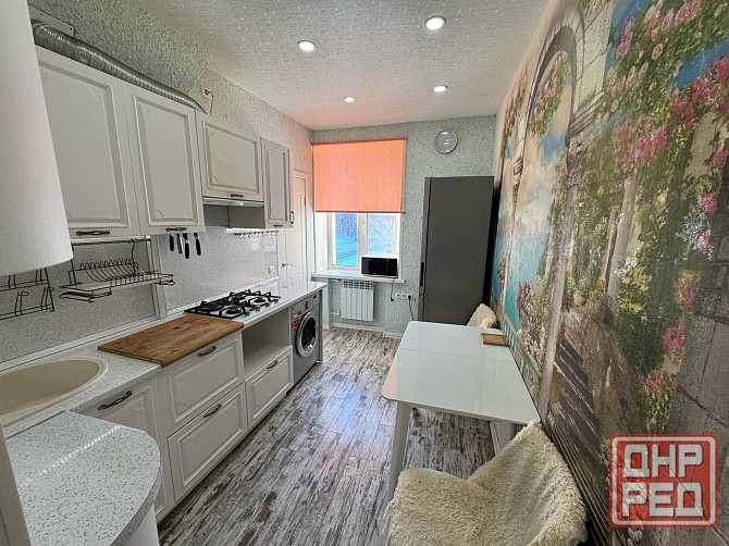 Сдаётся двухкомнатная квартира. Университетская улица, 97а. Реальная Донецк - изображение 1