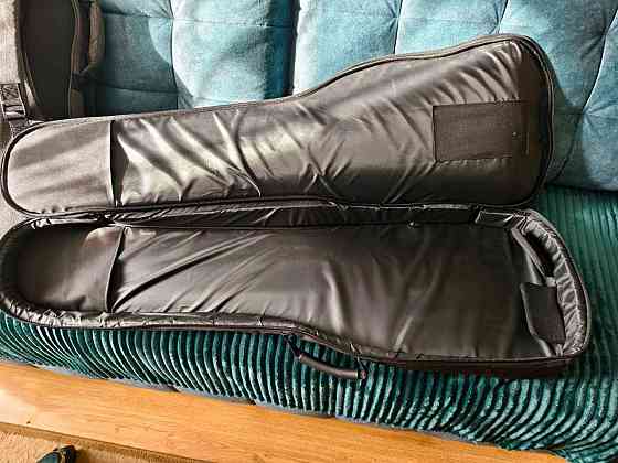 Продам чехол на бас гитару Макеевка