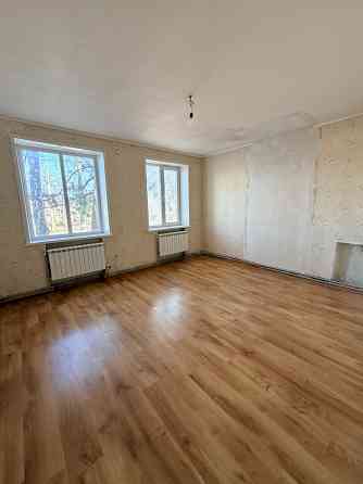 Продам квартиру в центре Ясиноватая