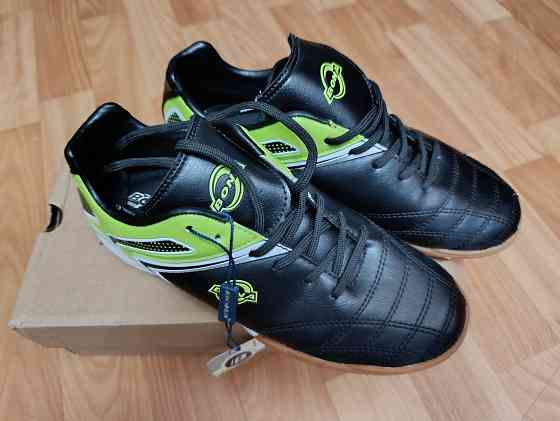 Кроссовки Bona Макеевка