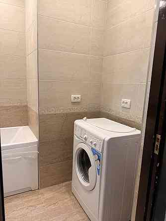 2-ка в ворошиловском районе, улица Университетская, 23 Донецк