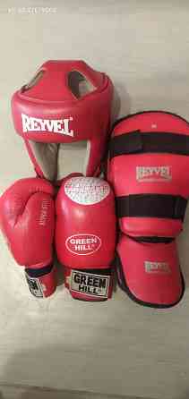 Шлем Перчатки 10oz кожа Донецк