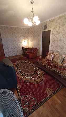 Сдам 2-х комн. в Пролетарском р-не на ул. Прожекторной. Всё необходимое есть. Нагревательный бак. Донецк