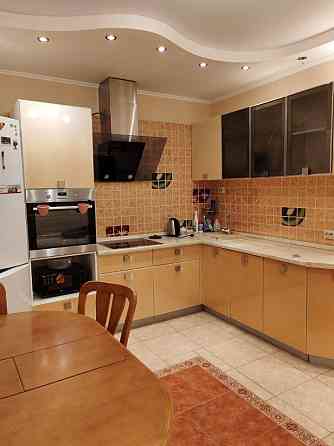 Сдается уютная двухкомнатная квартира Пролетарском районе на Ас Щетинина Донецк