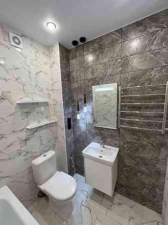 1-ка на площади Ленина, Ворошиловский р-н. Донецк