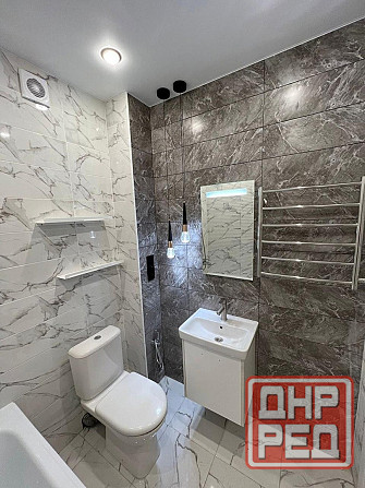 1-ка на площади Ленина, Ворошиловский р-н. Донецк - изображение 4