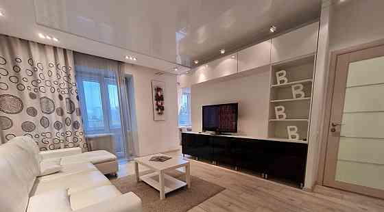 Ворошиловский район, Крытый рынок, Школьный бульвар Донецк