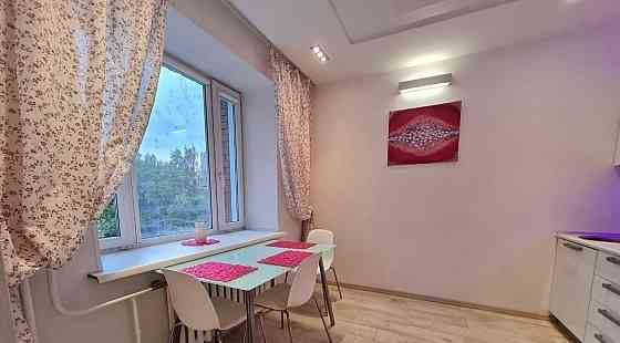 Ворошиловский район, Крытый рынок, Школьный бульвар Донецк