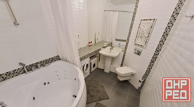 Ворошиловский район, Крытый рынок, Школьный бульвар Донецк - изображение 7