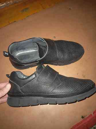 Туфли на мальчика школьника Донецк