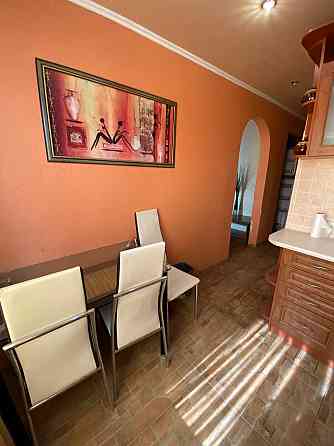 Продаётся 1 к. кв., ул. Скляренко, м-он Солнечный, через дорогу пр. Ленинский Донецк