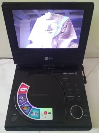 Портативный Dvd-плеер LG DP272B - обмен на 50шт любой нерабочей-ненужной оперативной памяти озу Донецк