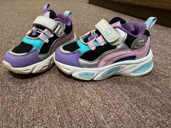 Кроссовки котофей 26 р Донецк