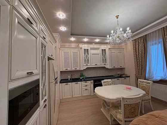 Предлагается в продажу роскошная 3 комнатная квартира в Донецке . Донецк