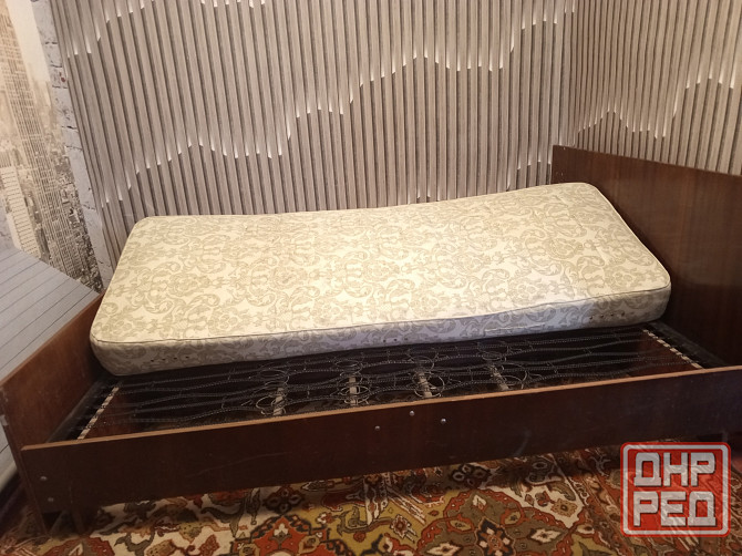 Продам кровать 2-спальную вместе с матрацами. Комсомольское - изображение 3