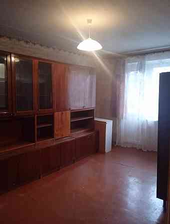 Продаётся 1-комнатная светлая квартира в городе Зугрэс Зугрэс