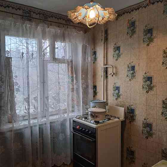 Продаётся 1-комнатная светлая квартира в городе Зугрэс Зугрэс