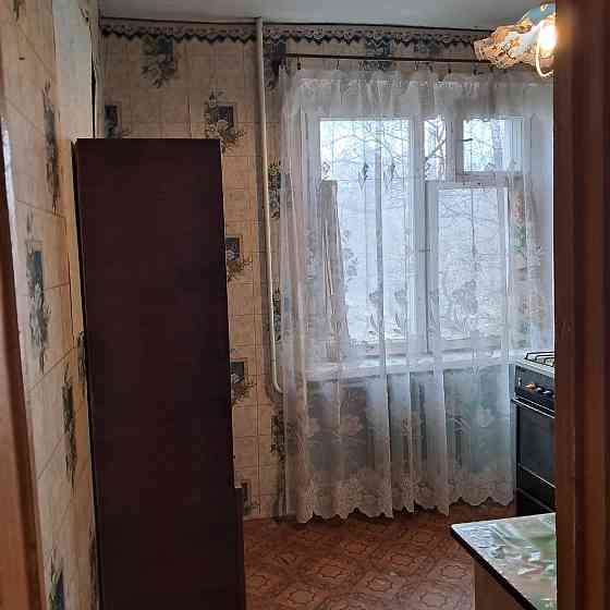 Продаётся 1-комнатная светлая квартира в городе Зугрэс Зугрэс