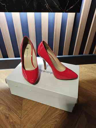 Продам туфли размер 37 Донецк