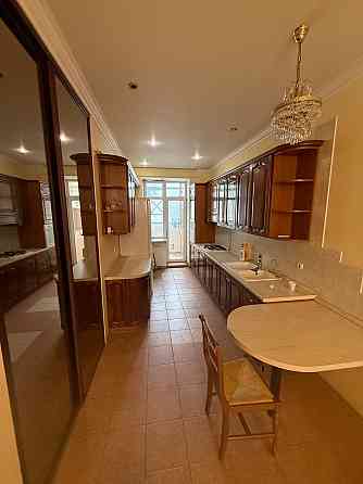 Продажа 3х Комнатной Сталинки в Центре Ворошиловского района ул.Артема ! Вода доходит ! Донецк