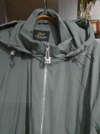 Продам куртку женскую демисезон р. 62-64 Макеевка