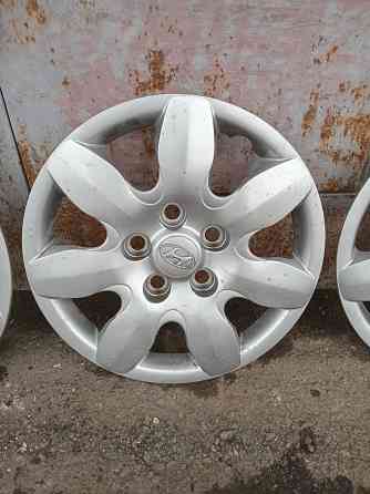 Продаю колпаки оригинальные р 15 хюндай Донецк