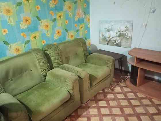 сдам 1-ком кварт. в ворошил.р-не, крытый рынок, отличная, мебель, вся техника, вода. Донецк