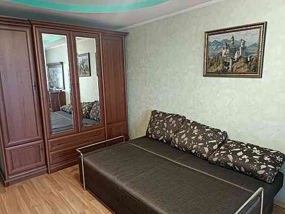 сдам 1-ком кварт. в ворошил.р-не, комсомол.пр-т, отличная, мебель, вся техника, вода. Донецк