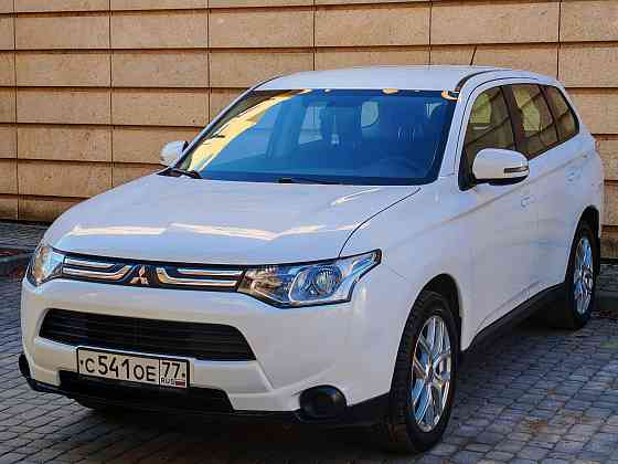 2013 Mitsubishi Outlader 2.0 CVT Донецк