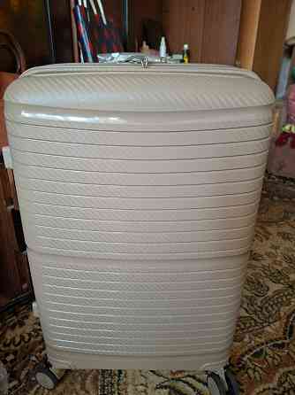 Полипропиленовый чемодан. Донецк