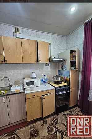 Продам 2-х комнатную квартиру центр Макеевка Макеевка