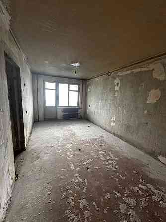 Продам 2х комн., 6/9, под ремонт, ул. Политбойцов Исполком Донецк