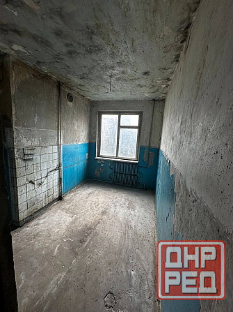 Продам 2х комн., 6/9, под ремонт, ул. Политбойцов Исполком Донецк - изображение 1