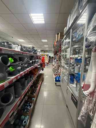 Аренда Коммерческого Помещения 550 Квадратных Метров Торгового Помещения! Ул.Университетская 102 Донецк