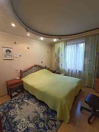 Предлагается к продаже 3 ком. квартиры в Ленинском районе г. Донецк, (ориентир Звёздный). Донецк