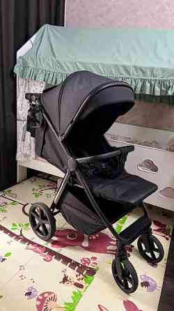 Продам прогулочную коляску CARRELLO Bravo Plus. Макеевка