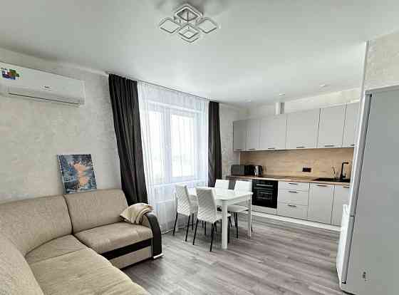 Сдается отличная двухкомнатная квартира по адресу ул. Фрунзе. Недавно обновили ремонт. Донецк