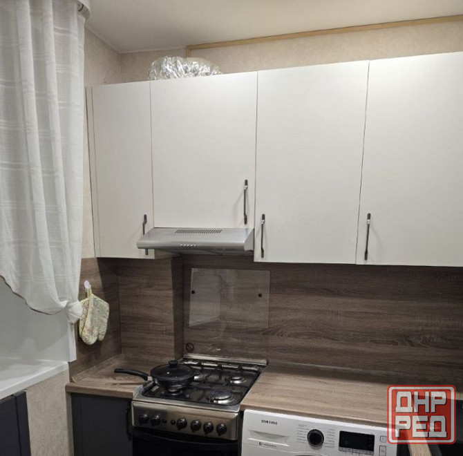 Сдаю трехкомнатную квартиру 60.0 м² Донецк - изображение 1
