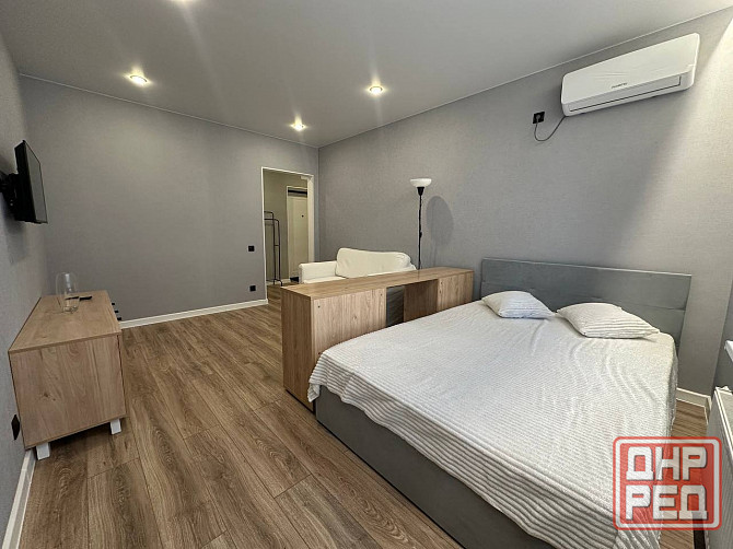 1-ком / Ворошиловский р-н Донецк - изображение 4