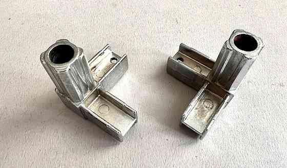 Соединитель металлический для трубы 20х20, Италия. Донецк