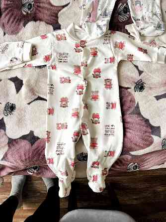 Продаю детскую одежду Макеевка